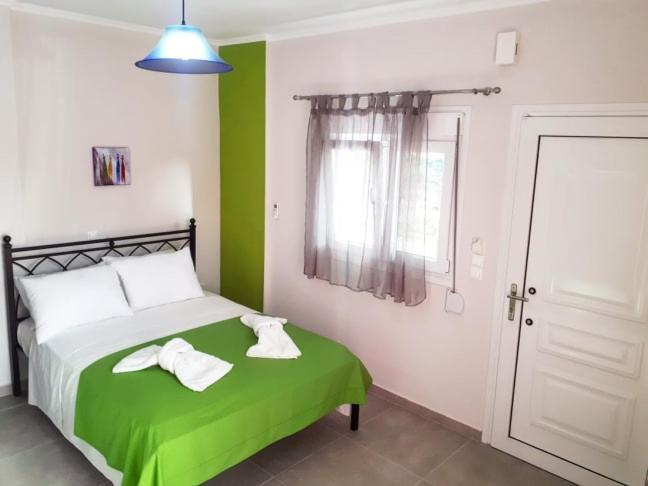 Green Studio Nidri Екстериор снимка