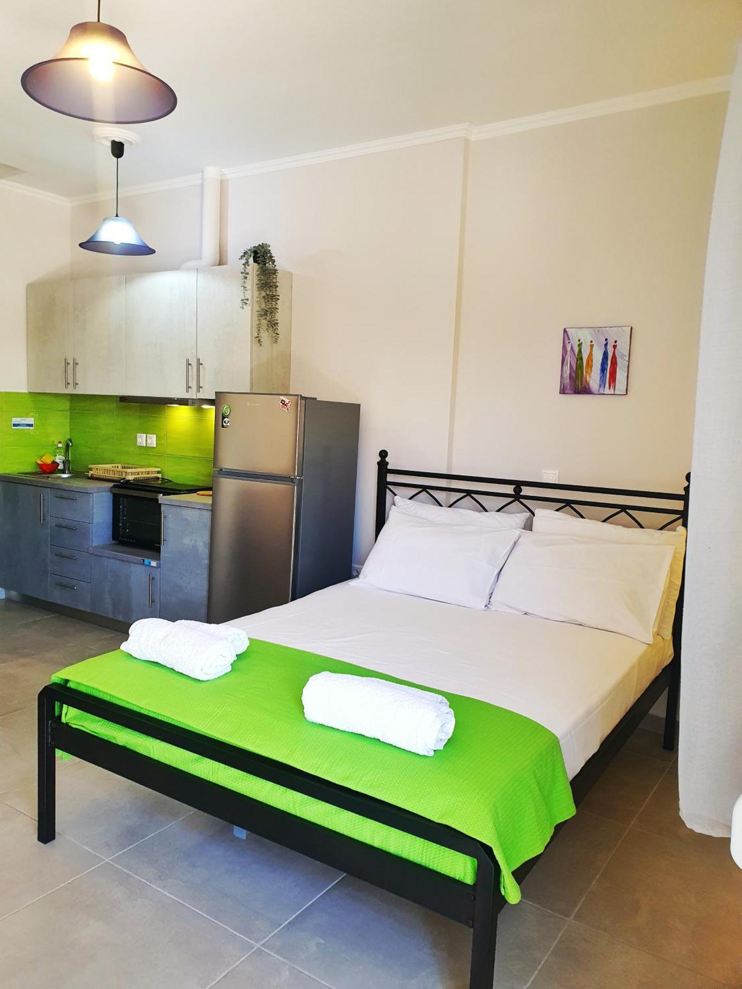 Green Studio Nidri Екстериор снимка